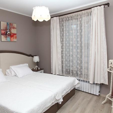 Apartment Retro 8 Добрич Экстерьер фото